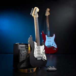 Fender Dalam Tafsiran LEGO: Sebuah Gabungan Seni Mainan & Pertukangan Muzik